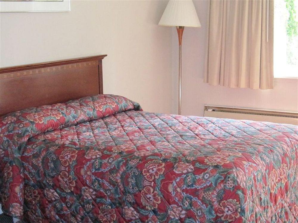 Budget Motor Inn- Mahopac Eksteriør bilde